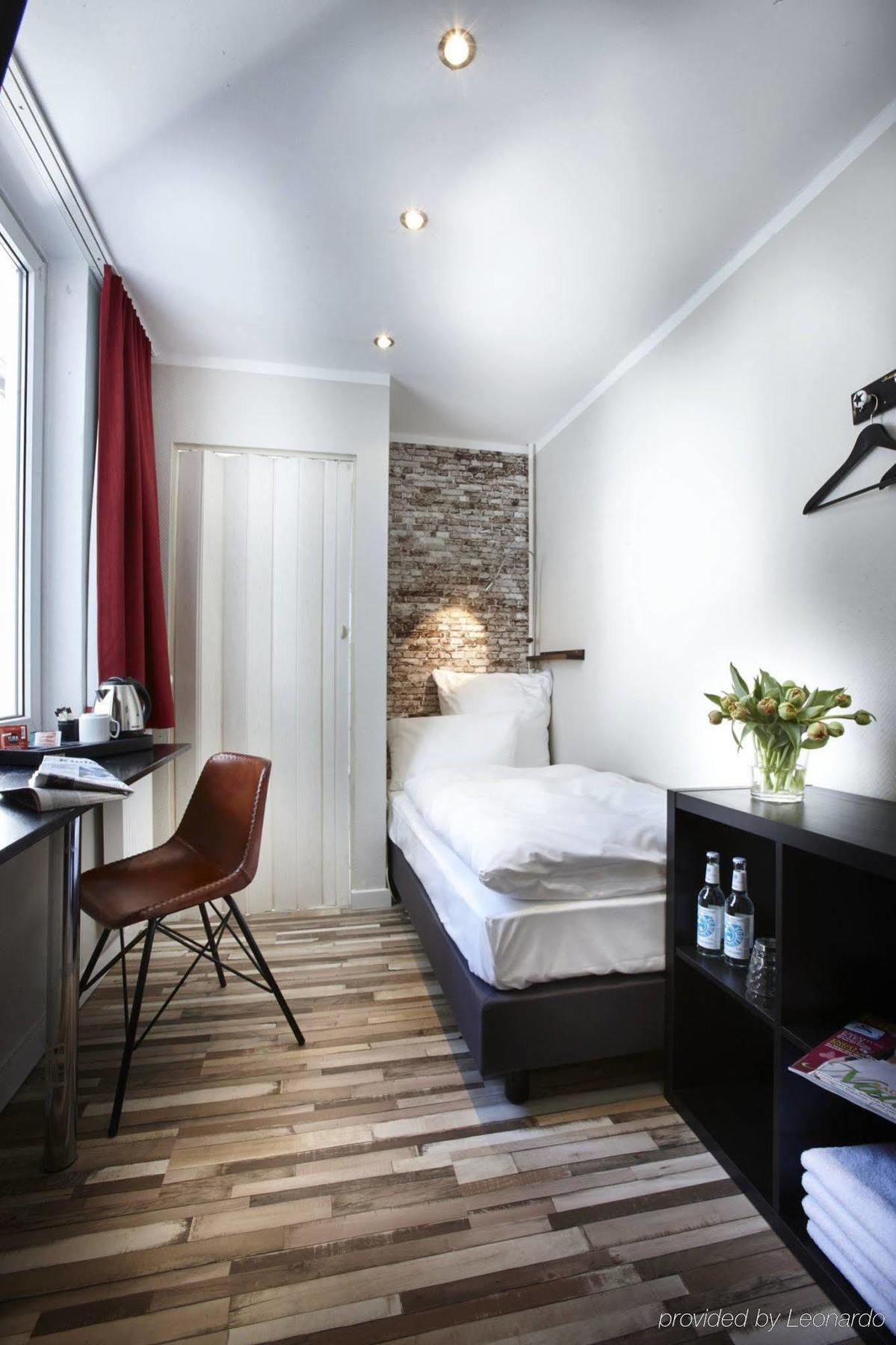 Hotel Liegeplatz 13 Kiel By Premiere Classe Exterior photo
