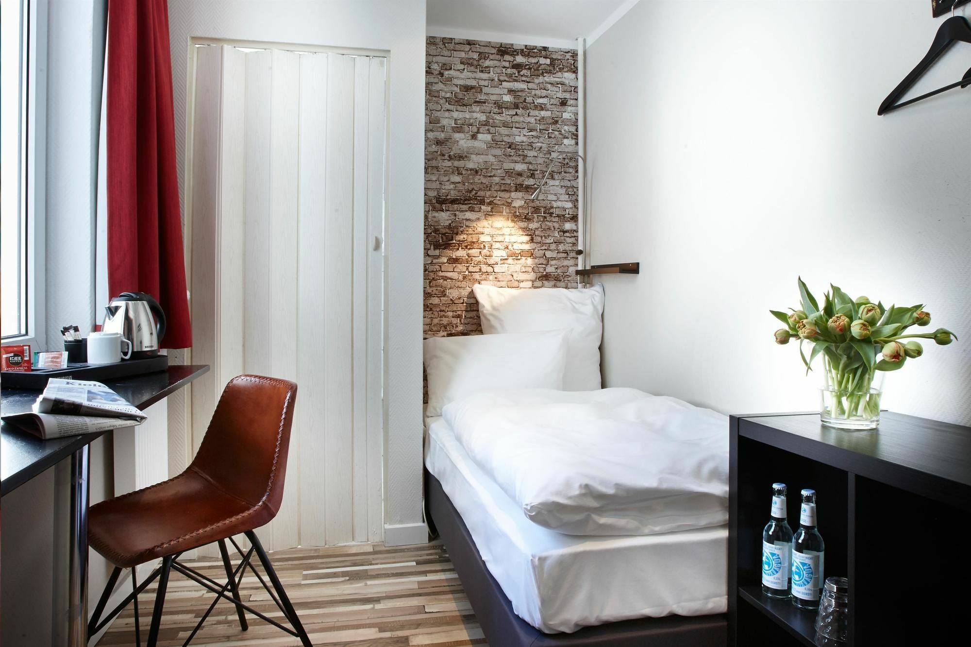 Hotel Liegeplatz 13 Kiel By Premiere Classe Exterior photo